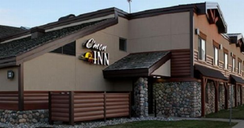 C'mon Inn & Suites Fargo - image 19