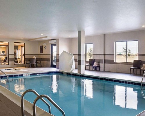 Comfort Suites Medical Center - image 22