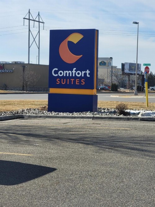 Comfort Suites Medical Center - image 34