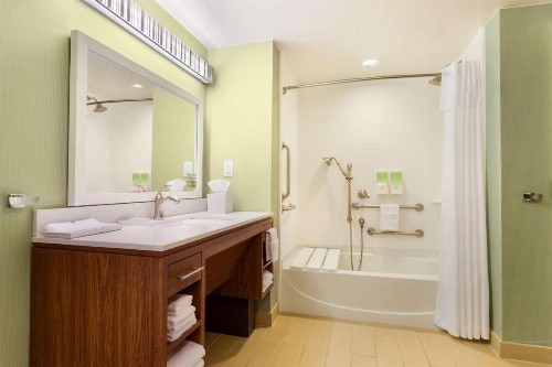 Home2 Suites by Hilton Fargo - image 14