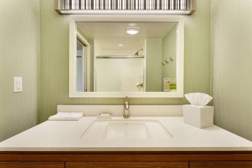 Home2 Suites by Hilton Fargo - image 15