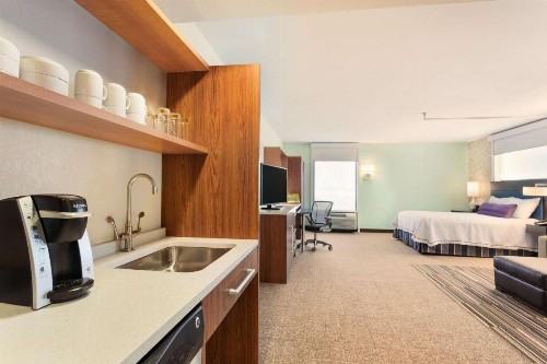 Home2 Suites by Hilton Fargo - image 16