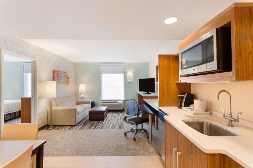 Home2 Suites by Hilton Fargo - image 20