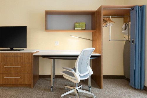 Home2 Suites by Hilton Fargo - image 22