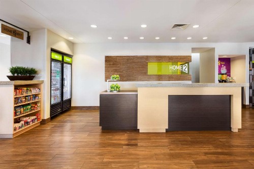 Home2 Suites by Hilton Fargo - image 9