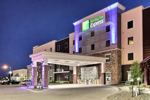 Holiday Inn Express Fargo SW I94 Medical Center an IHG Hotel - image 24