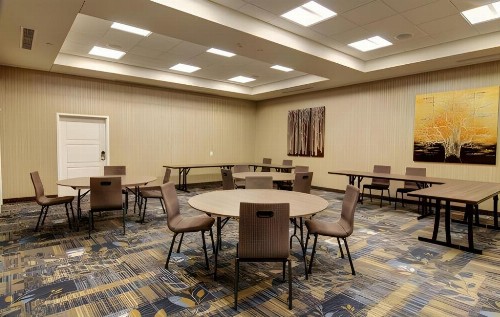 Holiday Inn Express Fargo SW I94 Medical Center an IHG Hotel - image 31