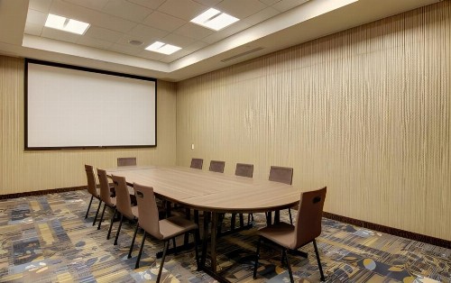 Holiday Inn Express Fargo SW I94 Medical Center an IHG Hotel - image 45
