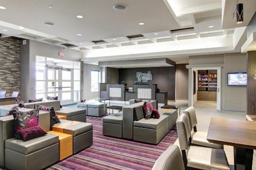 Holiday Inn Express Fargo SW I94 Medical Center an IHG Hotel - image 9
