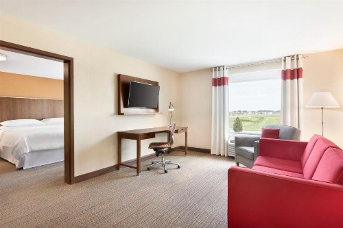 Four Points by Sheraton Fargo Medical Center - image 27