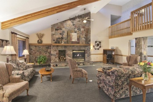Boarders Inn & Suites by Cobblestone Hotels - Faribault - image 2