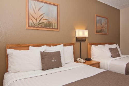 Boarders Inn & Suites by Cobblestone Hotels - Faribault - image 50