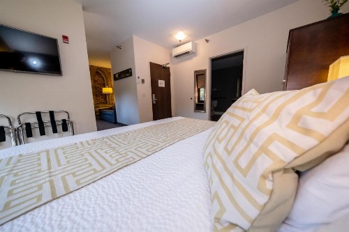 The Inn at Shattuck - St. Mary's - image 23