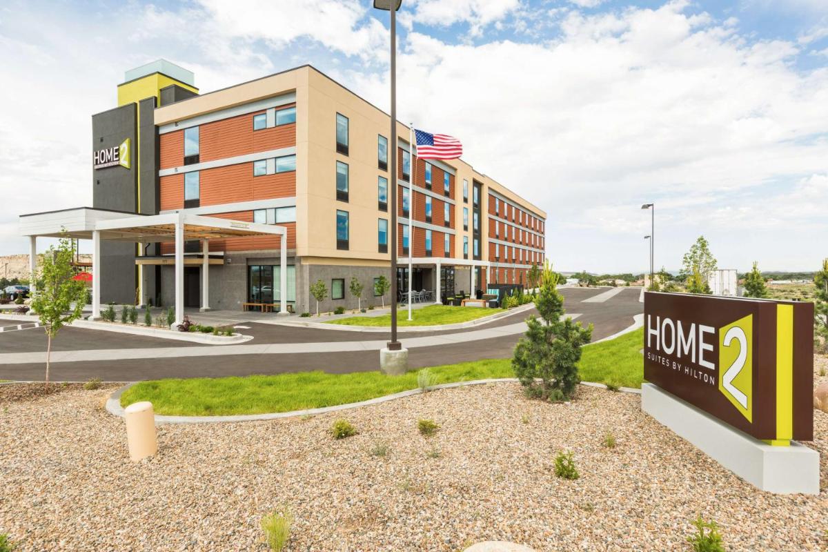 Home2 Suites by Hilton Farmington/Bloomfield - main image