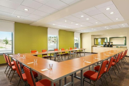 Home2 Suites by Hilton Farmington/Bloomfield - image 14