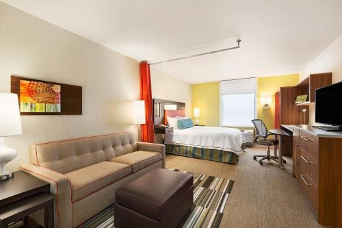 Home2 Suites by Hilton Farmington/Bloomfield - image 7
