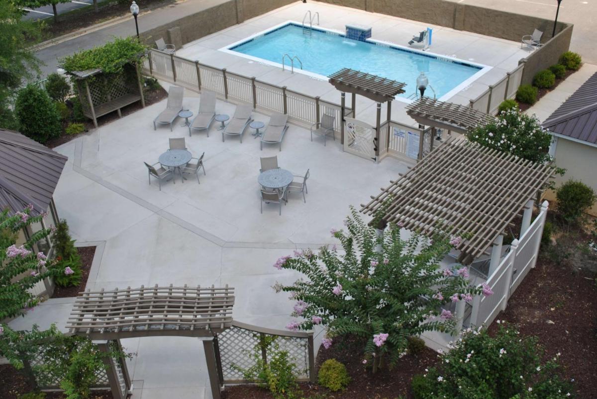 DoubleTree by Hilton Fayetteville - main image
