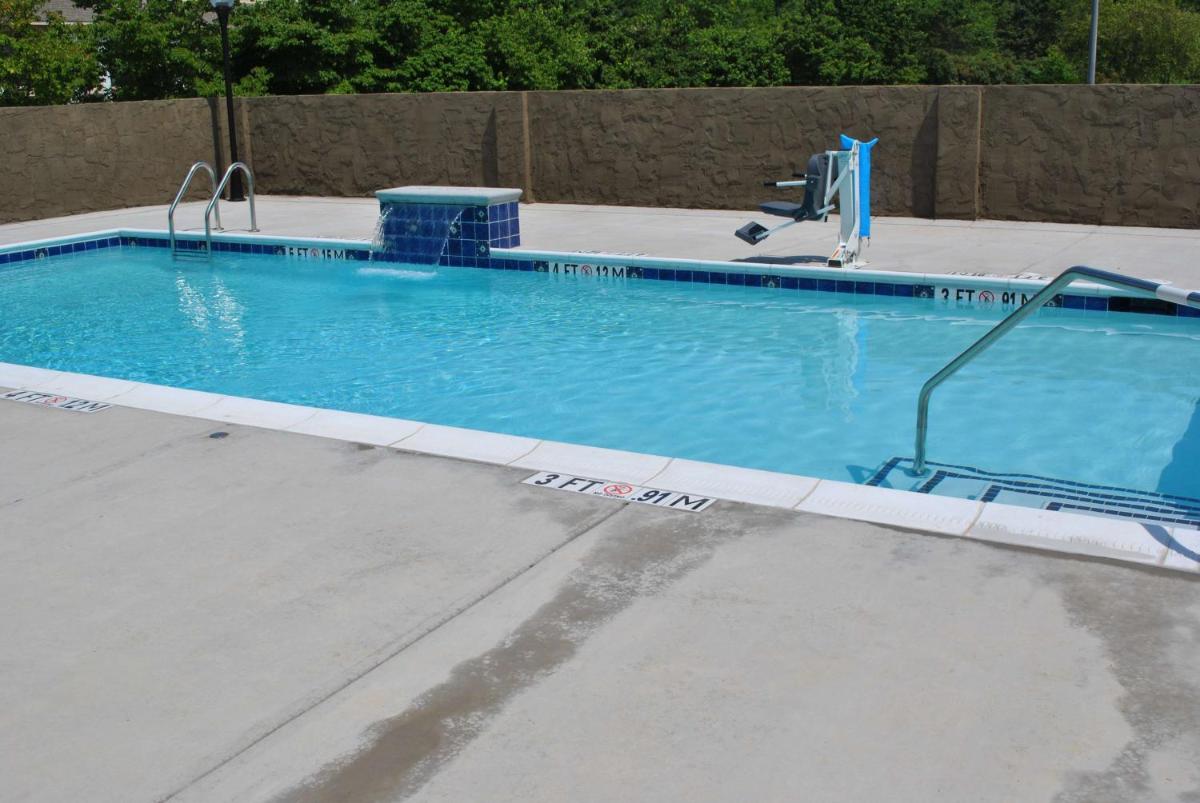 DoubleTree by Hilton Fayetteville - image 5