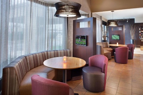 Courtyard by Marriott Fayetteville - image 13