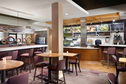 Courtyard by Marriott Fayetteville - image 17
