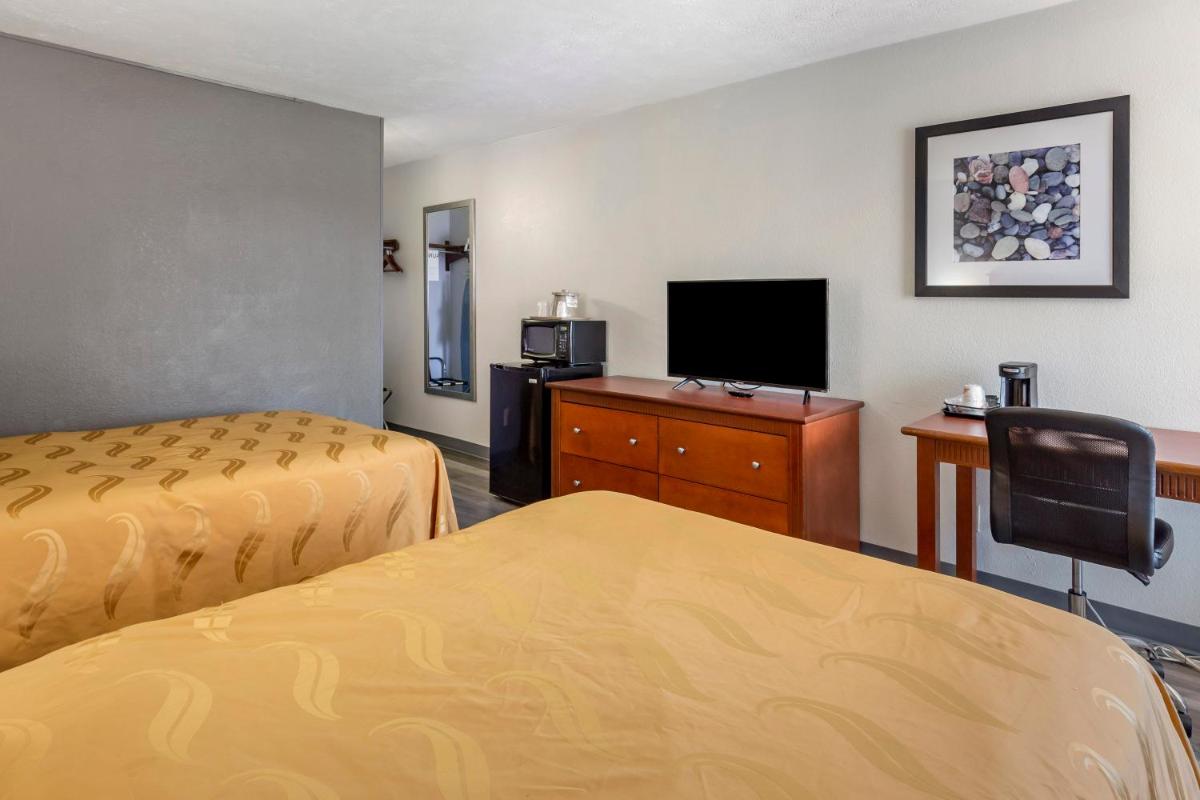 Red Lion Inn & Suites Fayetteville Cross Creek Mall - image 4