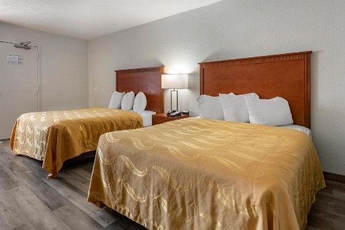 Red Lion Inn & Suites Fayetteville Cross Creek Mall - image 7
