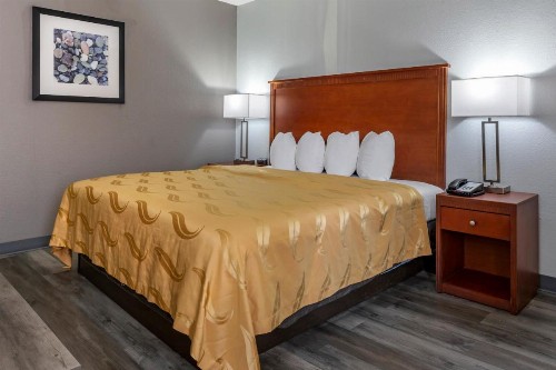 Red Lion Inn & Suites Fayetteville Cross Creek Mall - image 8