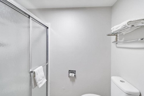 Red Roof Inn & Suites Fayetteville-Fort Bragg - image 12