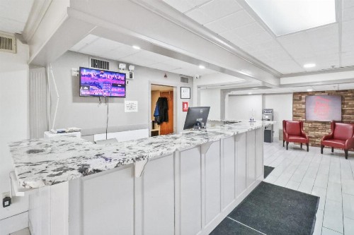 Red Roof Inn & Suites Fayetteville-Fort Bragg - image 13