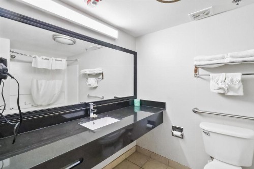 Red Roof Inn & Suites Fayetteville-Fort Bragg - image 22