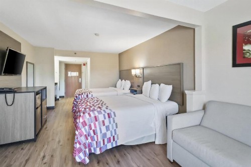Red Roof Inn & Suites Fayetteville-Fort Bragg - image 30