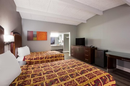 Knights Inn Fayetteville - Fort Bragg - image 11