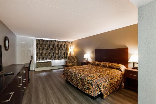 Knights Inn Fayetteville - Fort Bragg - image 5
