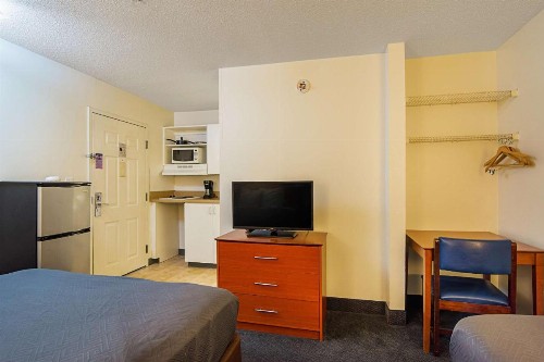 Motel 6-Fayetteville NC - Fort Bragg Area - image 15