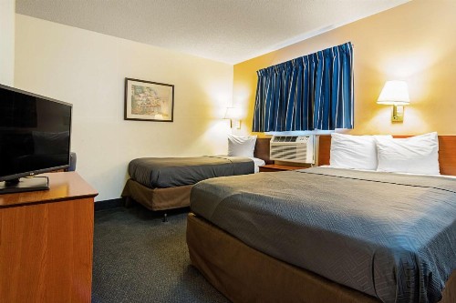 Motel 6-Fayetteville NC - Fort Bragg Area - image 48