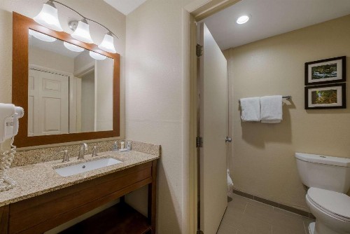 Comfort Inn Fayetteville I-95 - image 14