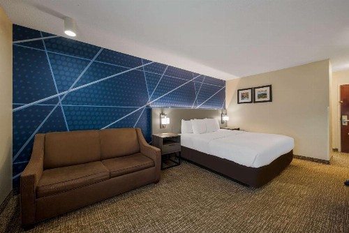 Comfort Inn Fayetteville I-95 - image 22