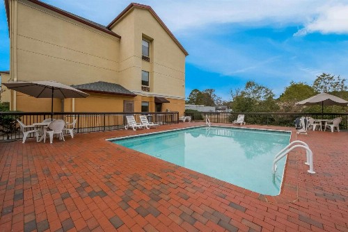 Comfort Inn Fayetteville I-95 - image 24