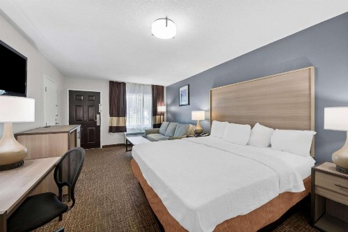 SureStay Plus Hotel by Best Western Fayetteville - image 2