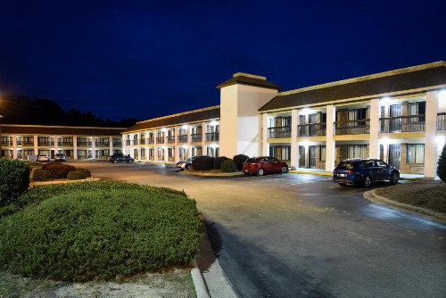 SureStay Plus Hotel by Best Western Fayetteville - image 20