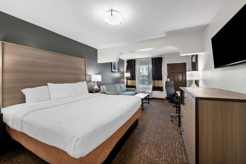 SureStay Plus Hotel by Best Western Fayetteville - image 35