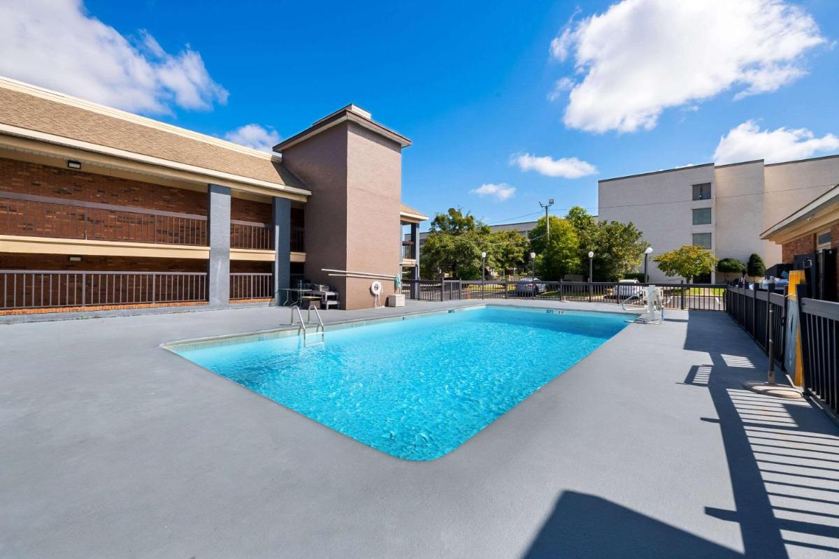 SureStay Plus Hotel by Best Western Fayetteville - image 4