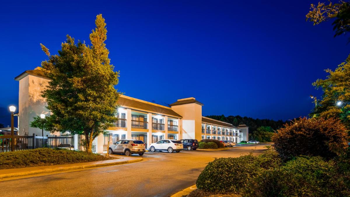 SureStay Plus Hotel by Best Western Fayetteville - image 6