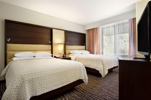 Embassy Suites Fayetteville Fort Bragg - image 26