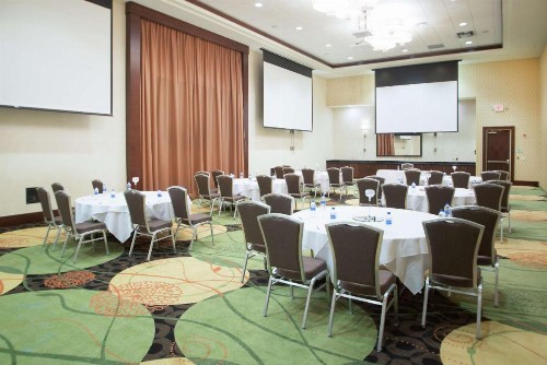 Embassy Suites Fayetteville Fort Bragg - image 43