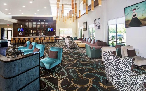 Embassy Suites Fayetteville Fort Bragg - image 6