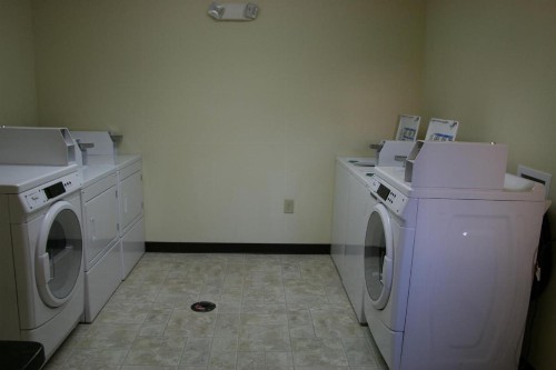 Affordable Suites - Fayetteville/Fort Bragg - image 18