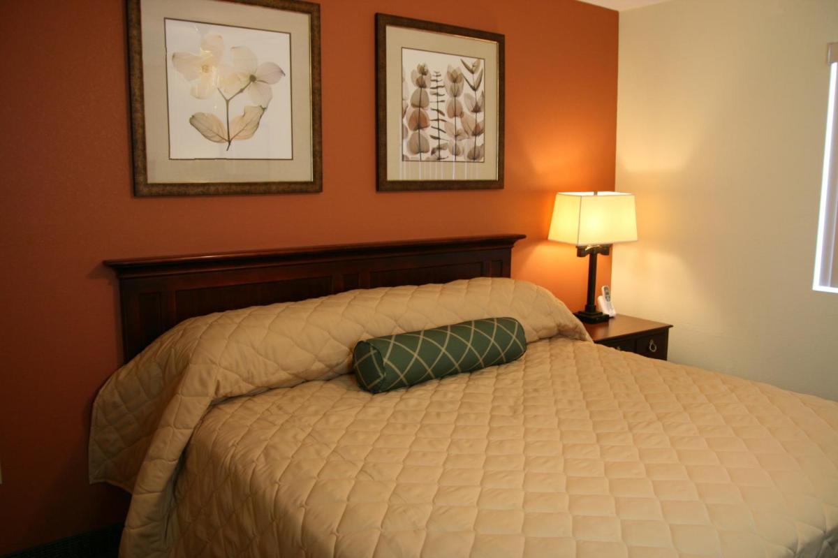 Affordable Suites - Fayetteville/Fort Bragg - image 6