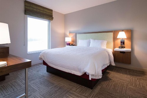 Hampton Inn and Suites Fayetteville NC - image 32