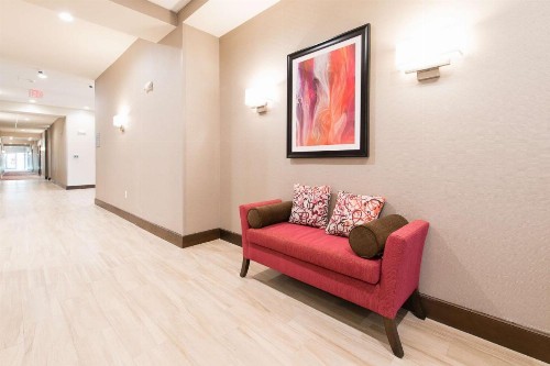 Hampton Inn and Suites Fayetteville NC - image 6